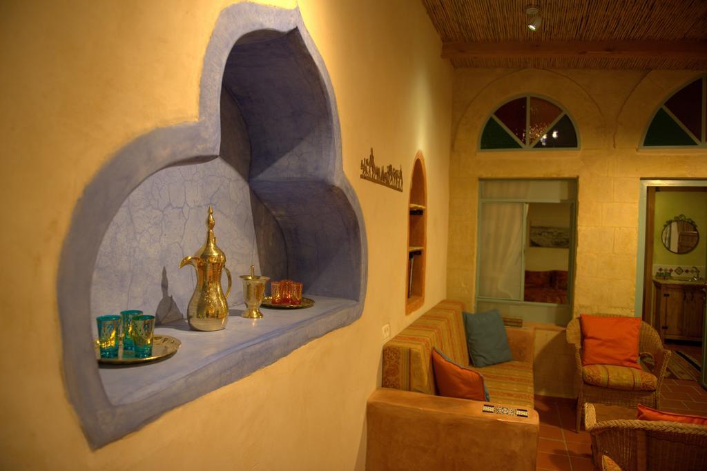 The Well Inn Beersheba Oda fotoğraf