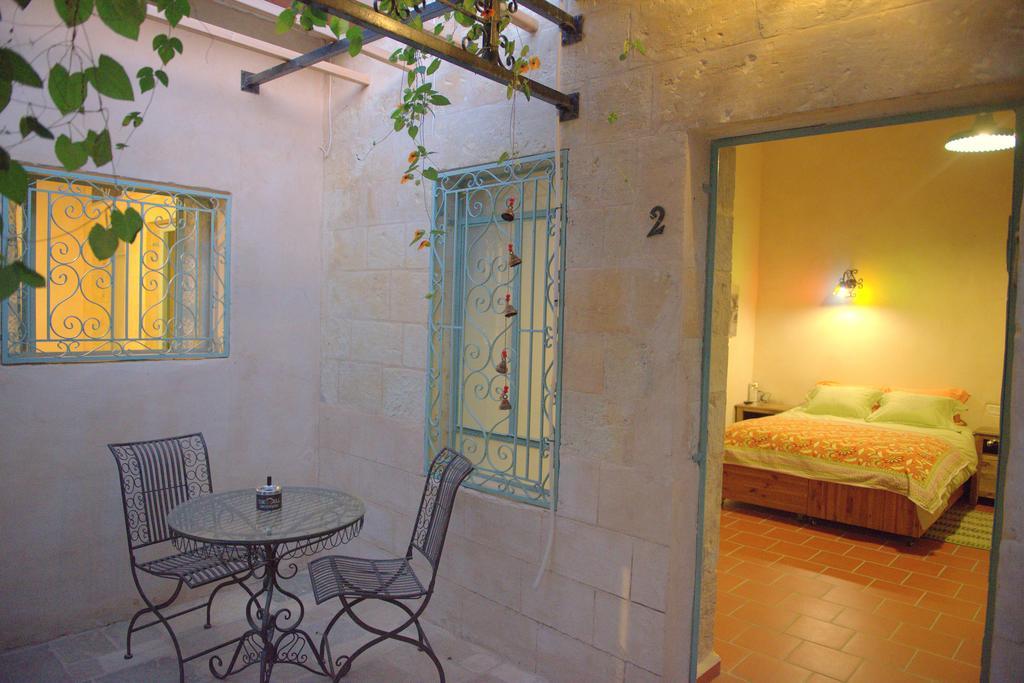 The Well Inn Beersheba Oda fotoğraf