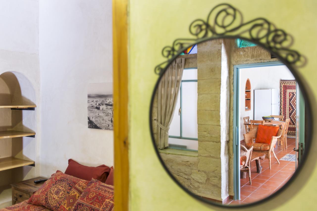 The Well Inn Beersheba Dış mekan fotoğraf